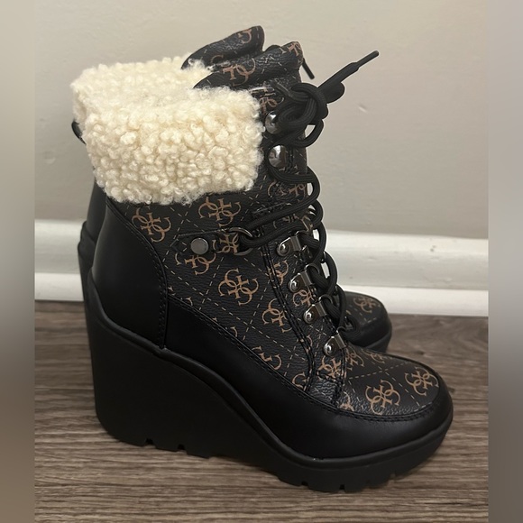 Guess Taanya Black Monogram Wedge Booties Size 6 - Picture 5 of 6